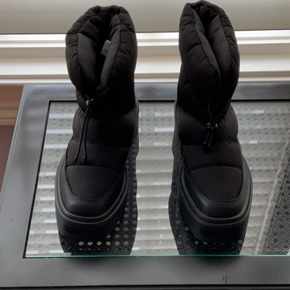 New in Bags, Sam Edelson’s Winter Warm Quilted Boots